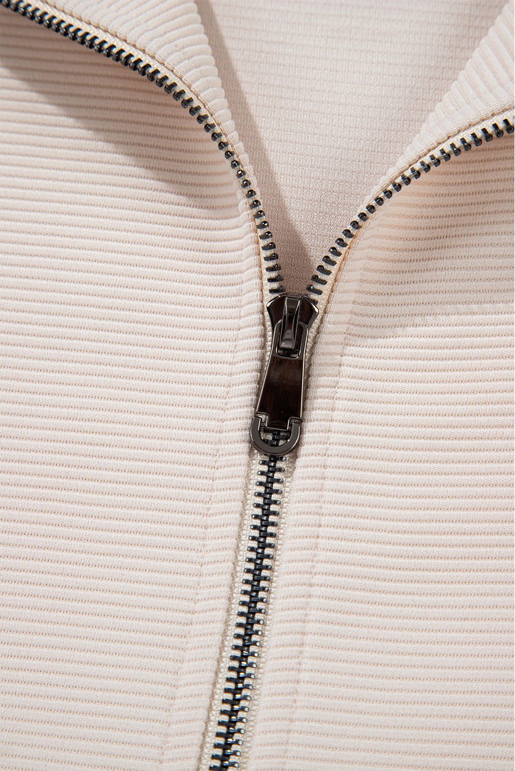 Textured Ruffled Sleeve Zipped Set